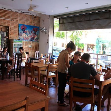 Hanhcafe Hotel Nha Trang Exterior photo