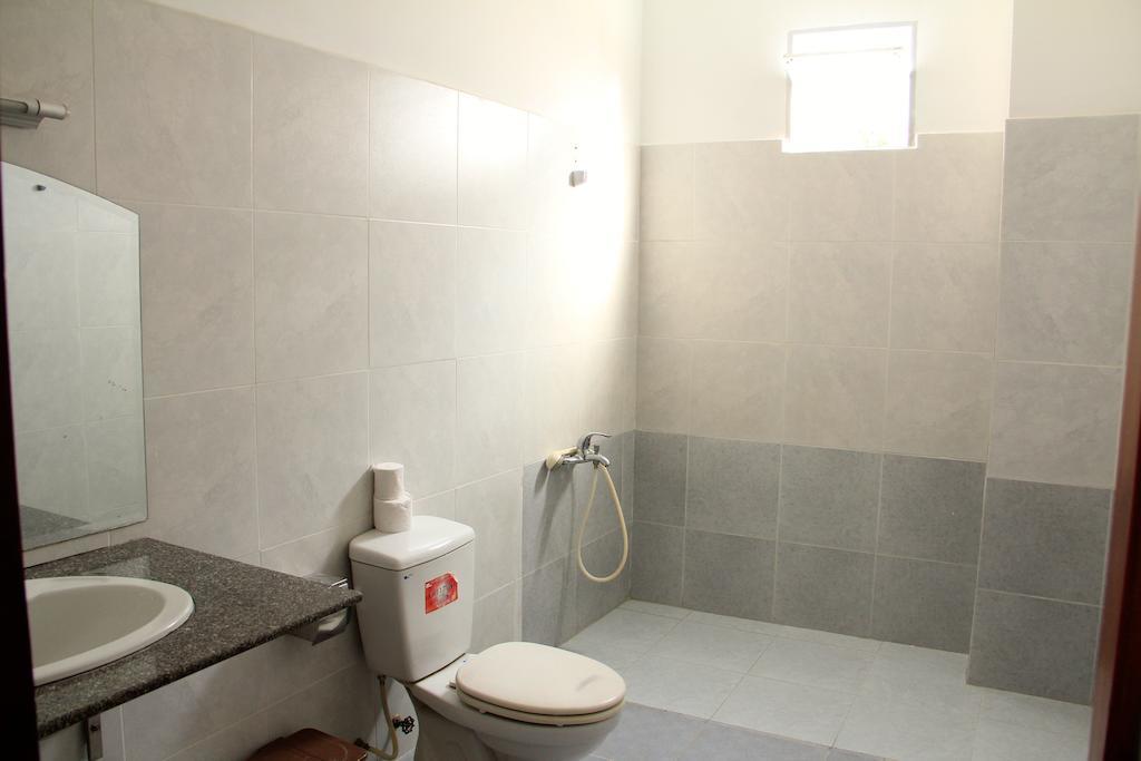 Hanhcafe Hotel Nha Trang Room photo