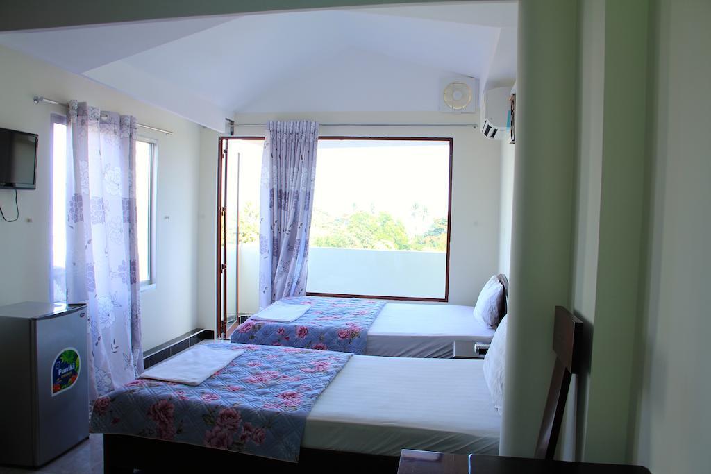 Hanhcafe Hotel Nha Trang Room photo
